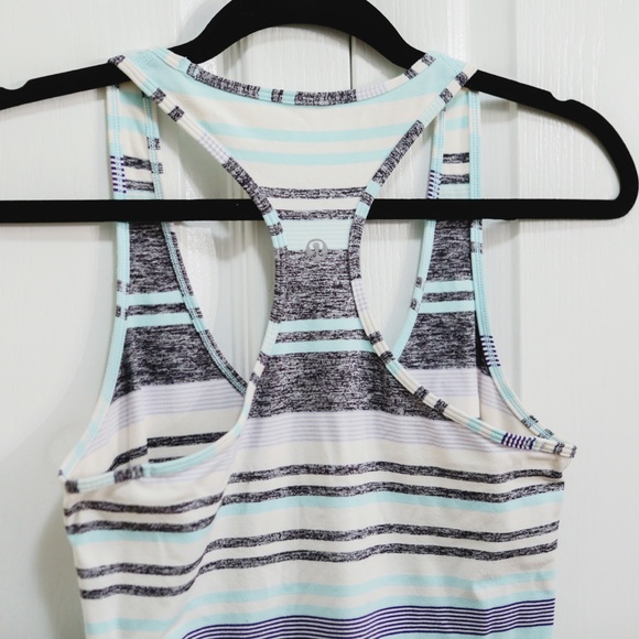 LULULEMON - Cool Racerback - Size 8 - Picture 2 of 5